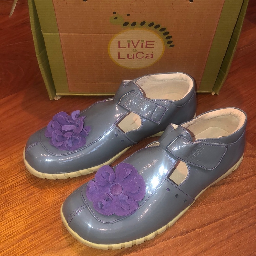 Livie & Luca gray/purple shoes size 4 Brand new